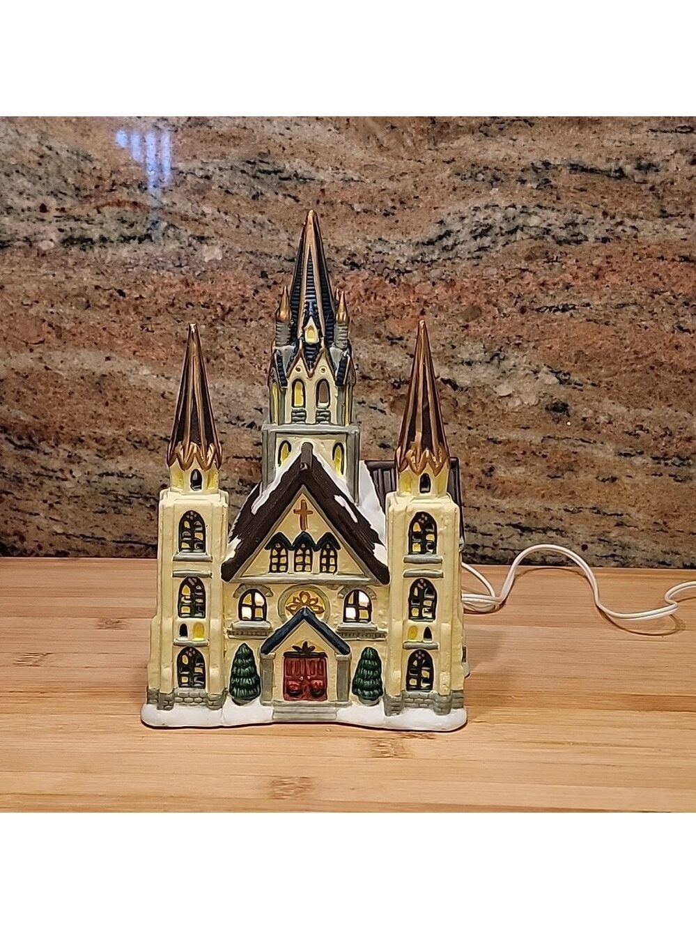 Vintage Dickens Collectables Victorian Series Lighted Church - Picture 1 of 5